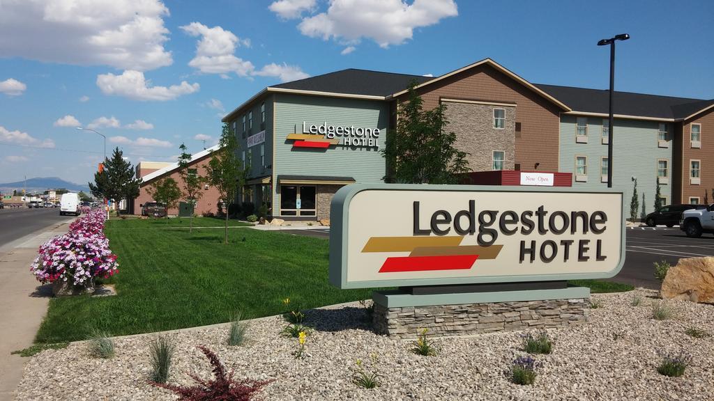 Ledgestone Hotel Vernal Εξωτερικό φωτογραφία